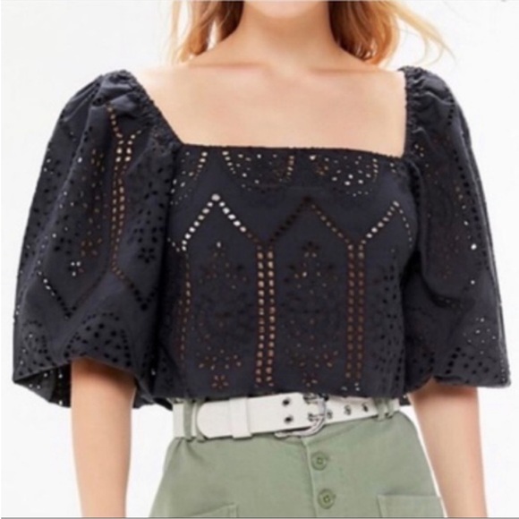 Urban Outfitters Stella Eyelet cropped Puff Sleeve Top size Large - Picture 5 of 6